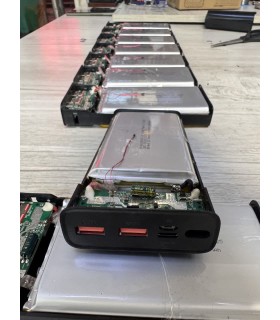 پاوربانک ۲۰۰۰۰ میلی‌آمپرساعت فست شارژ 18 وات (ارسال رایگان)